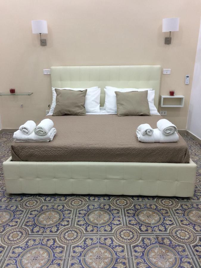Bed and Breakfast Decumani Prestige Neapel Exterior foto