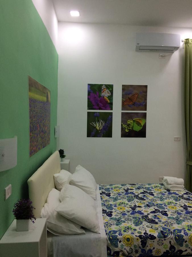 Bed and Breakfast Decumani Prestige Neapel Exterior foto